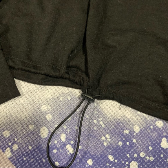 Black drawstring hem long sleeve top - Picture 2 of 3